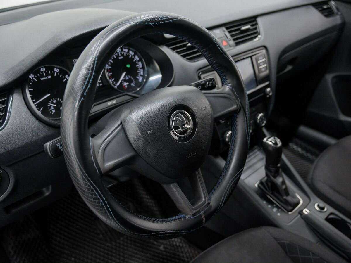 Купить Skoda Octavia с пробегом. Фото: #16