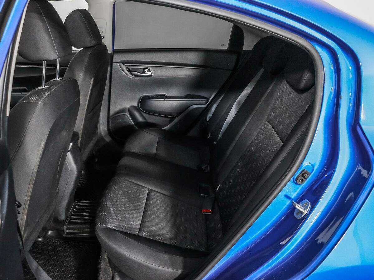 Купить Kia Rio с пробегом. Фото: #9