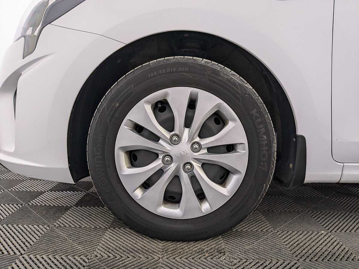 Купить Kia Rio с пробегом. Фото: #11