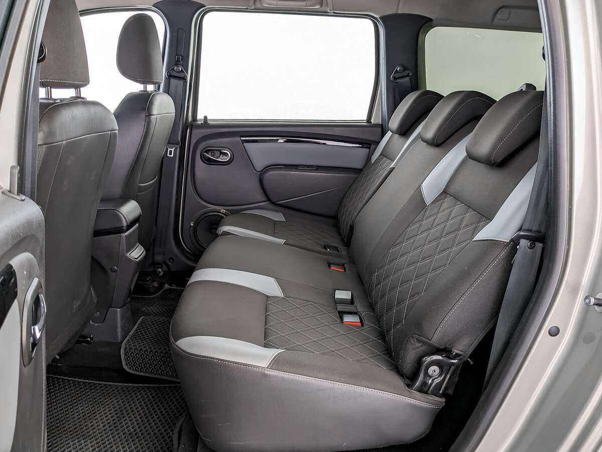 Купить Lada (ВАЗ) Largus с пробегом. Фото: #8