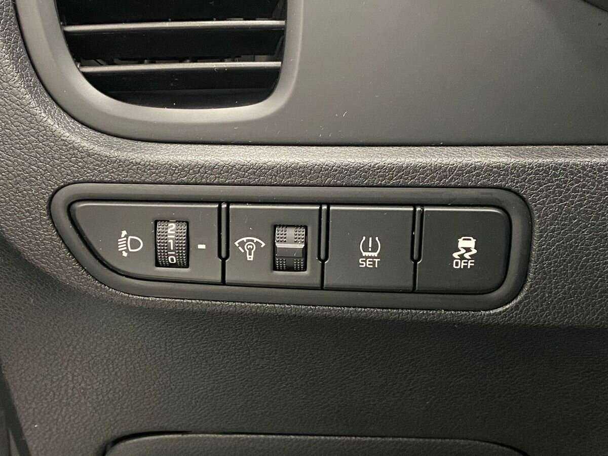 Купить Kia Rio с пробегом. Фото: #16