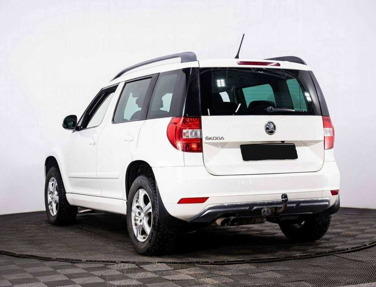Купить Skoda Yeti с пробегом. Фото: #3
