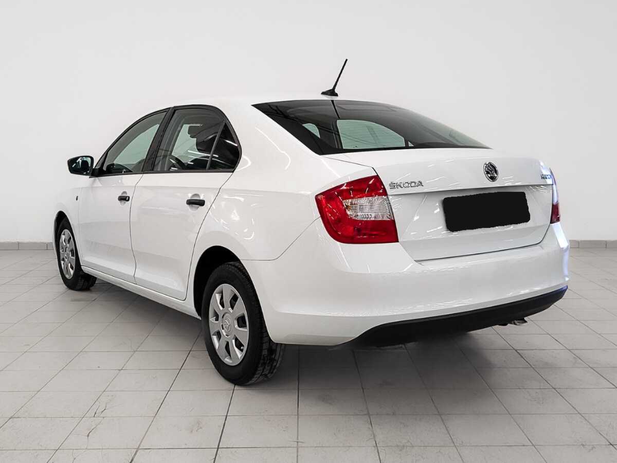 Купить Skoda Rapid с пробегом. Фото: #6