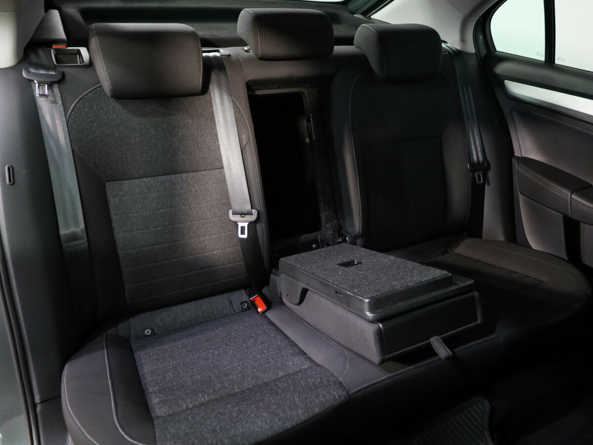 Купить Skoda Rapid с пробегом. Фото: #24