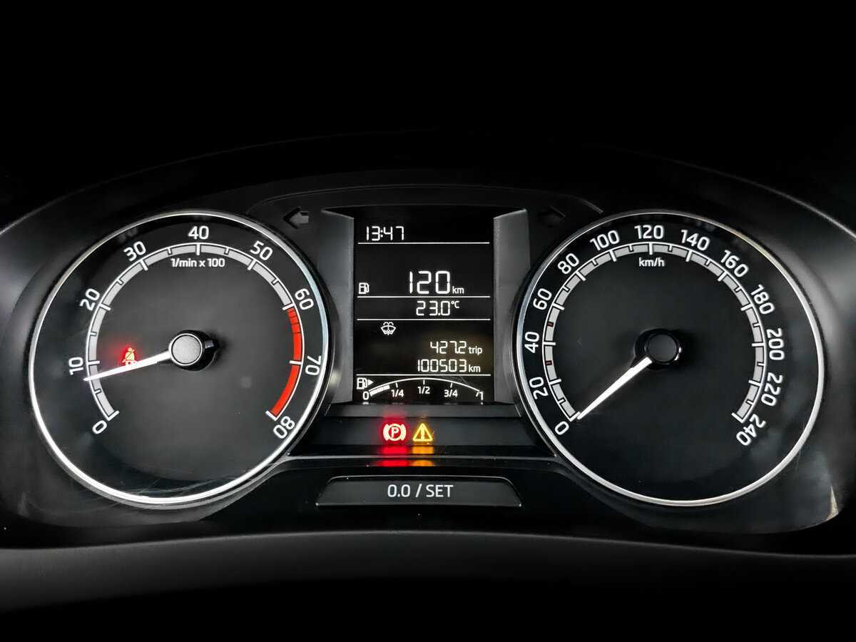 Купить Skoda Rapid с пробегом. Фото: #10