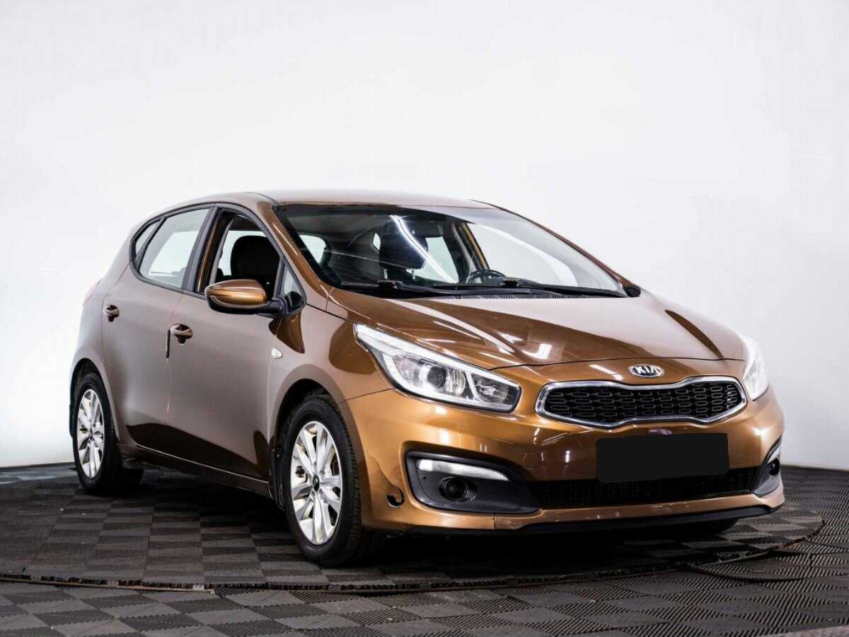 Купить Kia Ceed с пробегом. Фото: #2