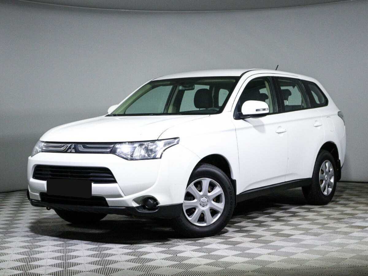 Купить Mitsubishi Outlander с пробегом. Посмотреть фото