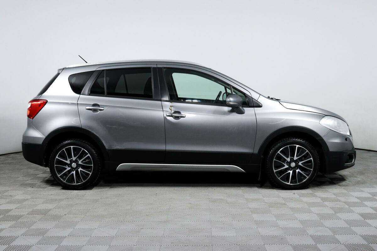 Купить Suzuki SX4 с пробегом. Фото: #3