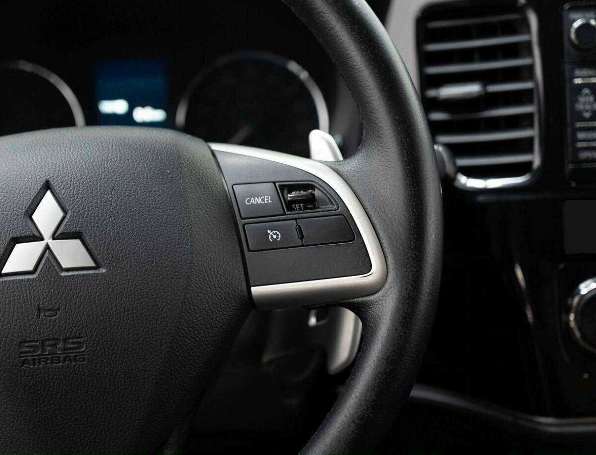 Купить Mitsubishi Outlander с пробегом. Фото: #15