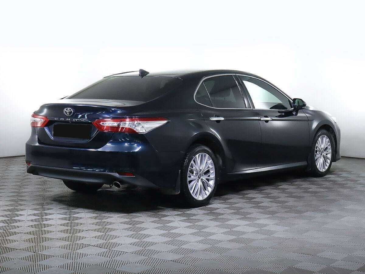 Купить Toyota Camry с пробегом. Фото: #3