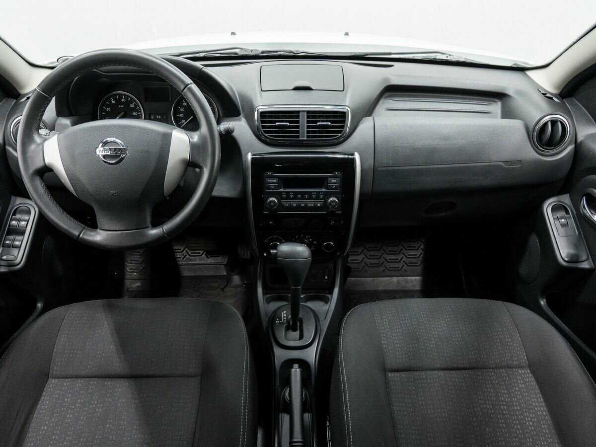 Купить Nissan Terrano с пробегом. Фото: #10