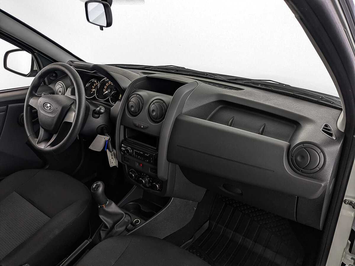 Купить Lada (ВАЗ) Largus с пробегом. Фото: #12