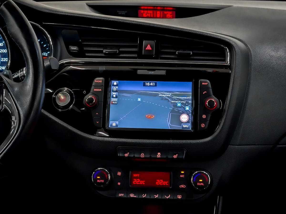 Купить Kia Ceed с пробегом. Фото: #14