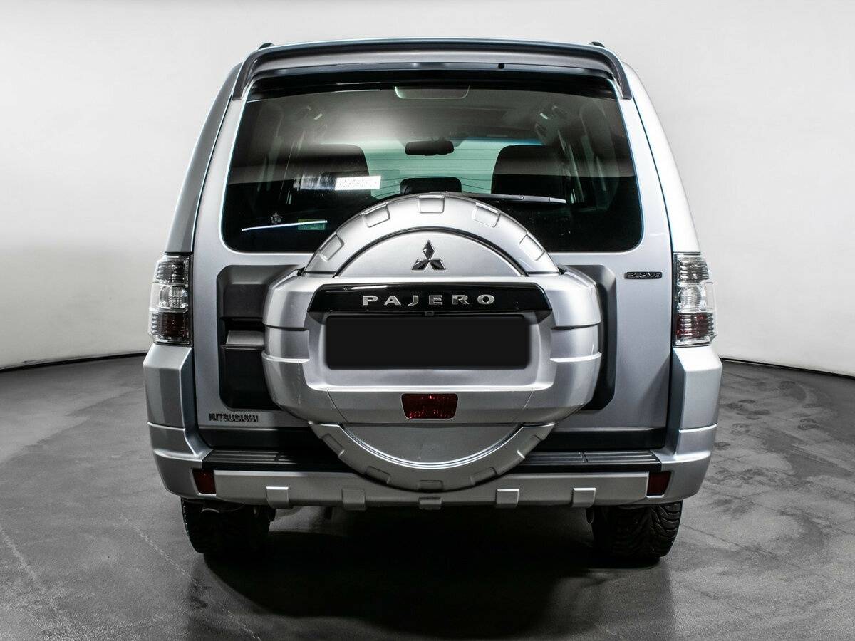 Купить Mitsubishi Pajero с пробегом. Фото: #5