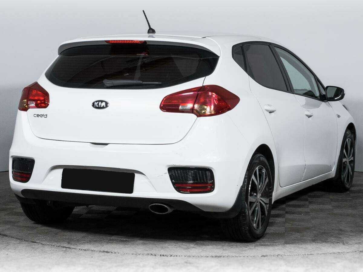 Купить Kia Ceed с пробегом. Фото: #4
