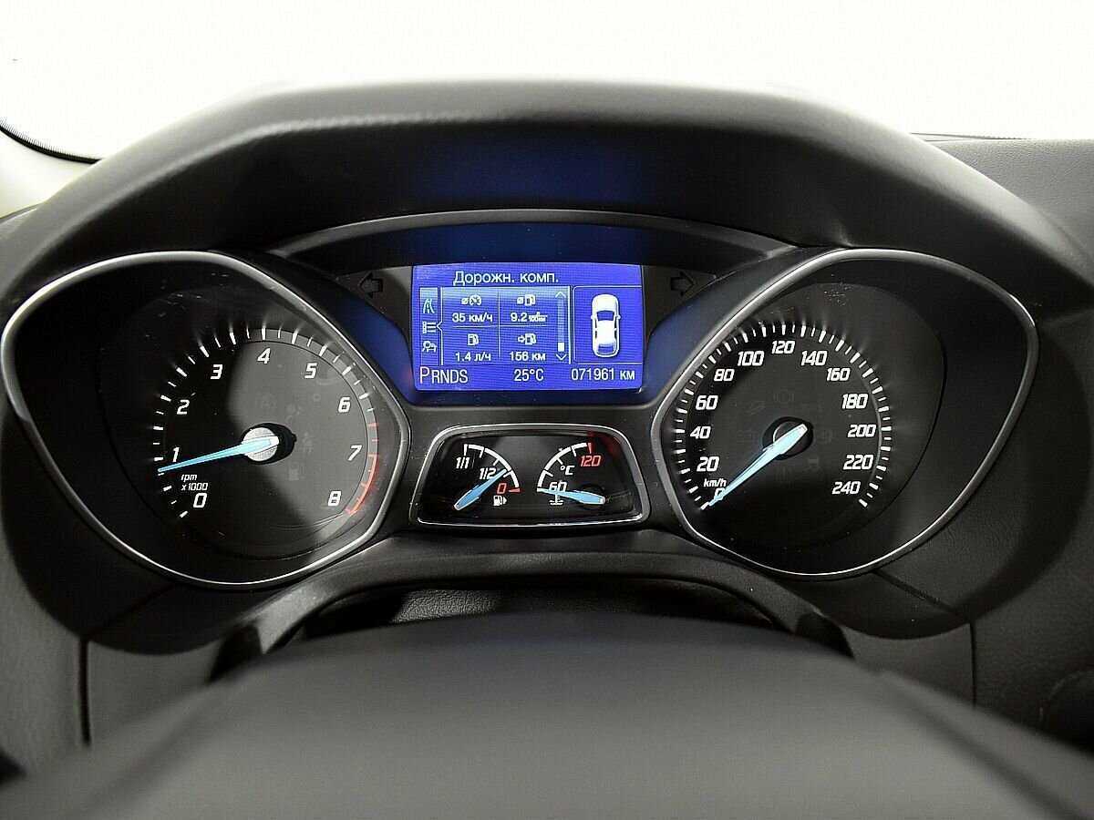 Купить Ford Focus с пробегом. Фото: #11