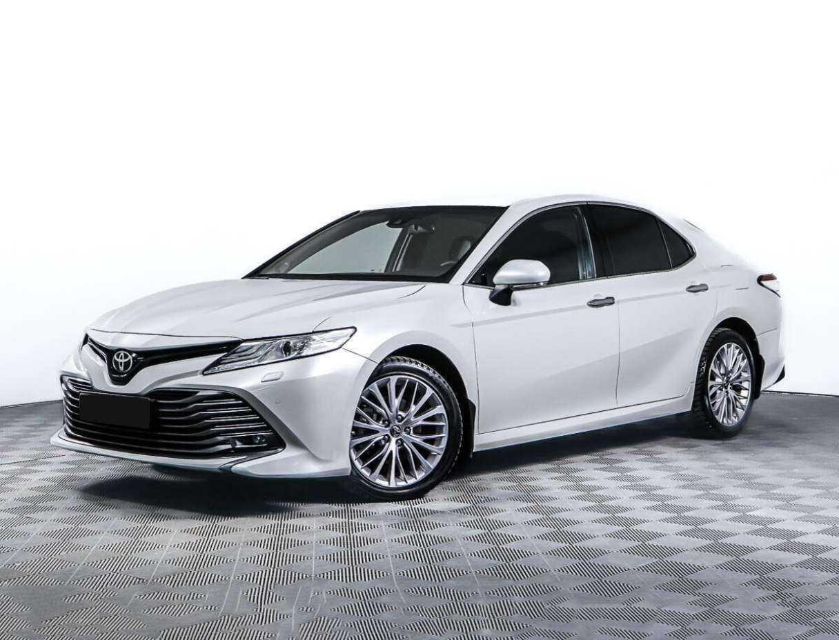 Купить Toyota Camry с пробегом. Посмотреть фото
