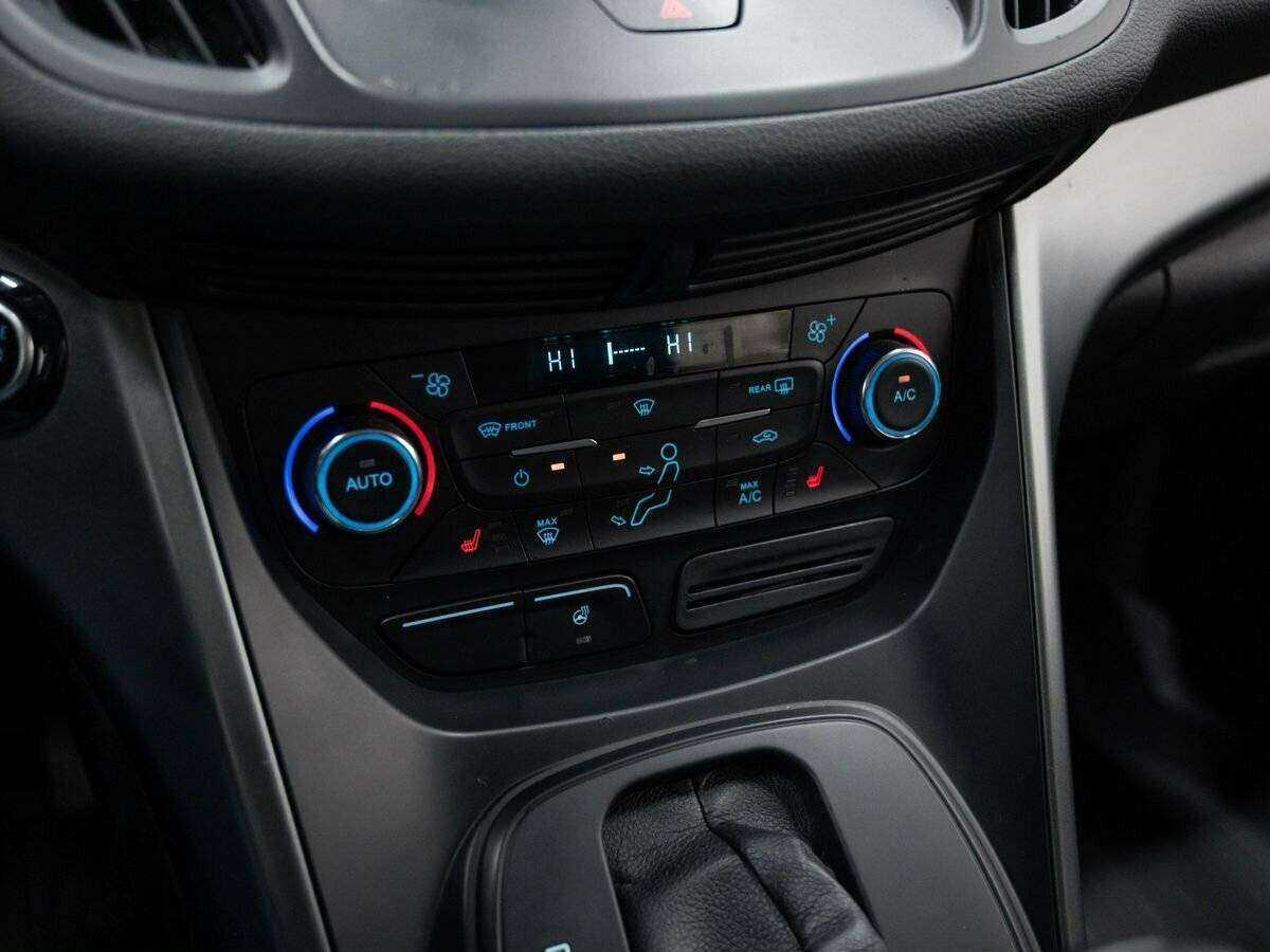 Купить Ford Kuga с пробегом. Фото: #22