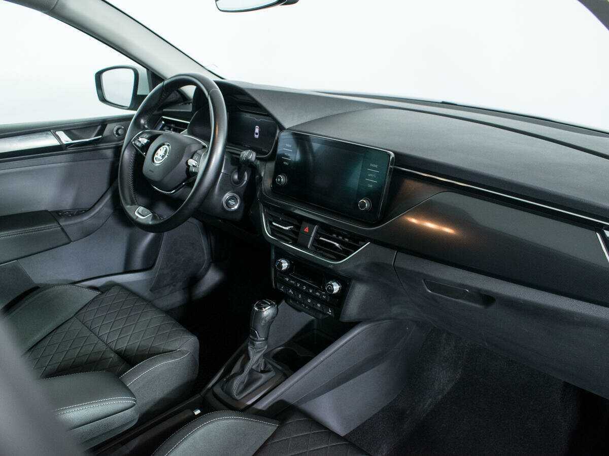 Купить Skoda Rapid с пробегом. Фото: #8