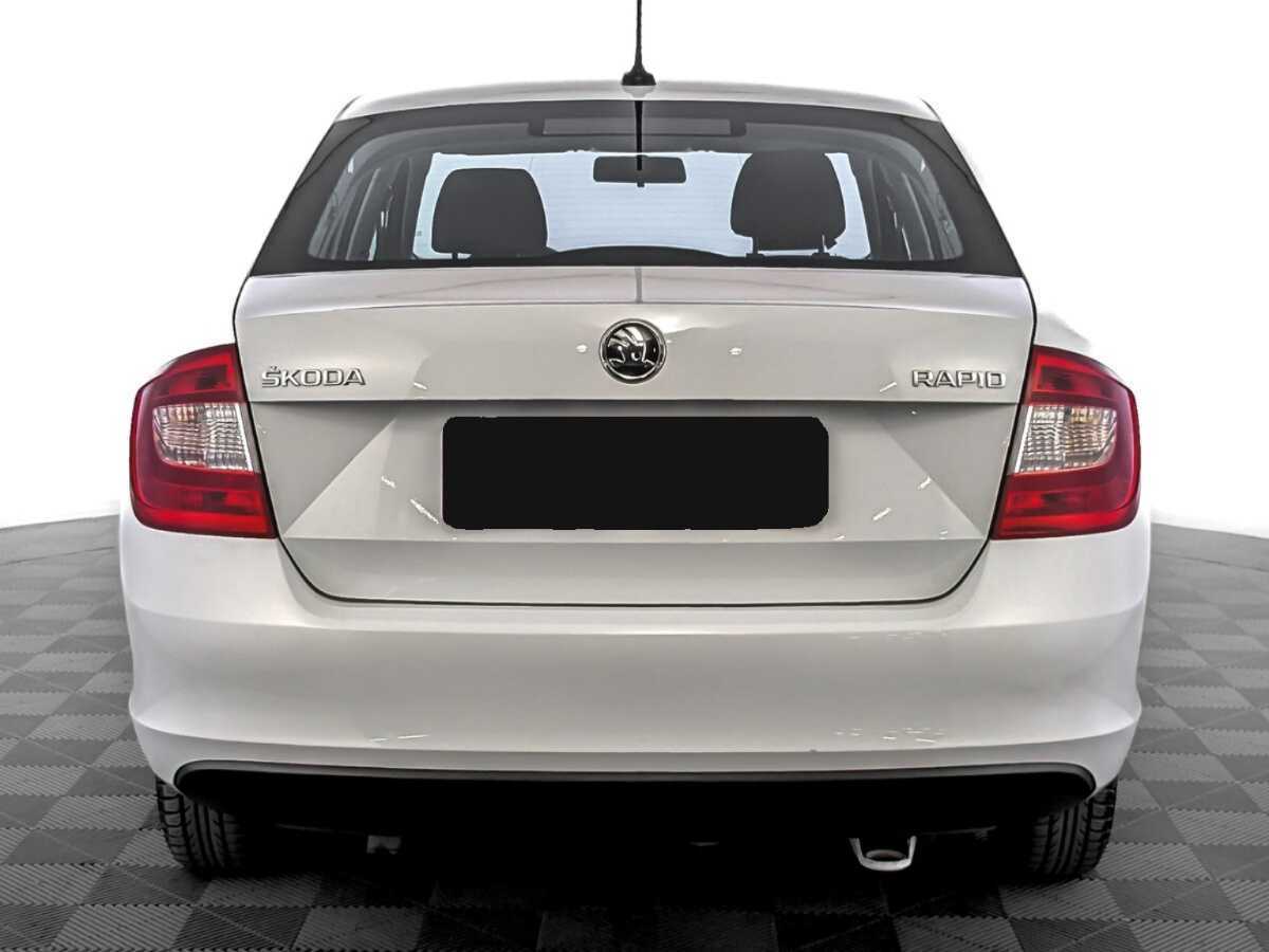 Купить Skoda Rapid с пробегом. Фото: #5