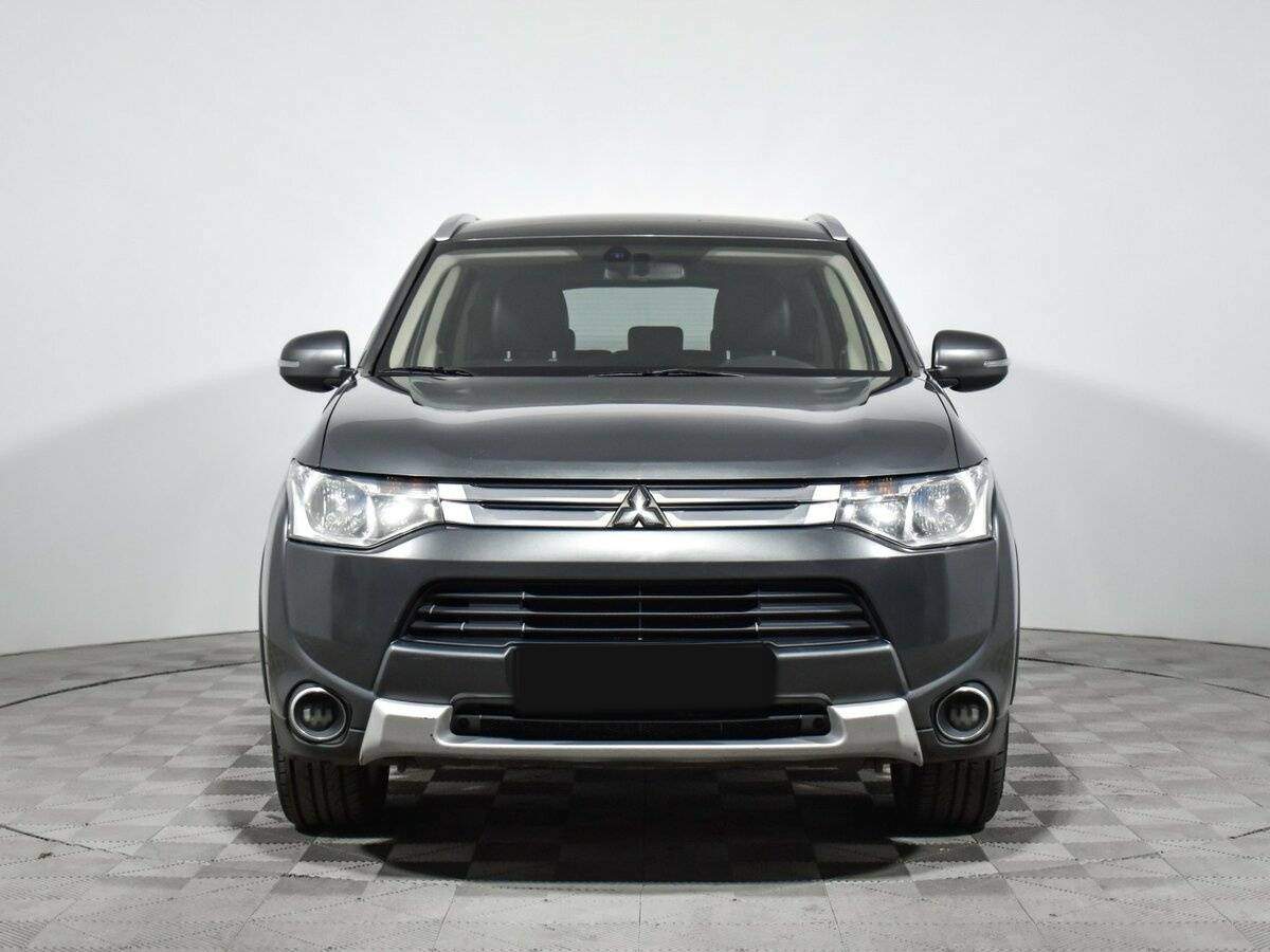 Купить Mitsubishi Outlander с пробегом. Фото: #1