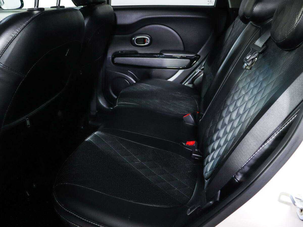 Купить Kia Soul с пробегом. Фото: #8