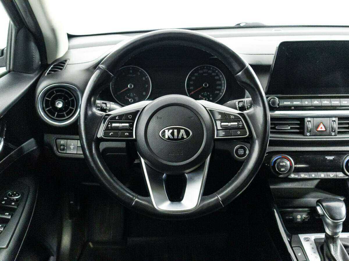 Купить Kia Cerato с пробегом. Фото: #23
