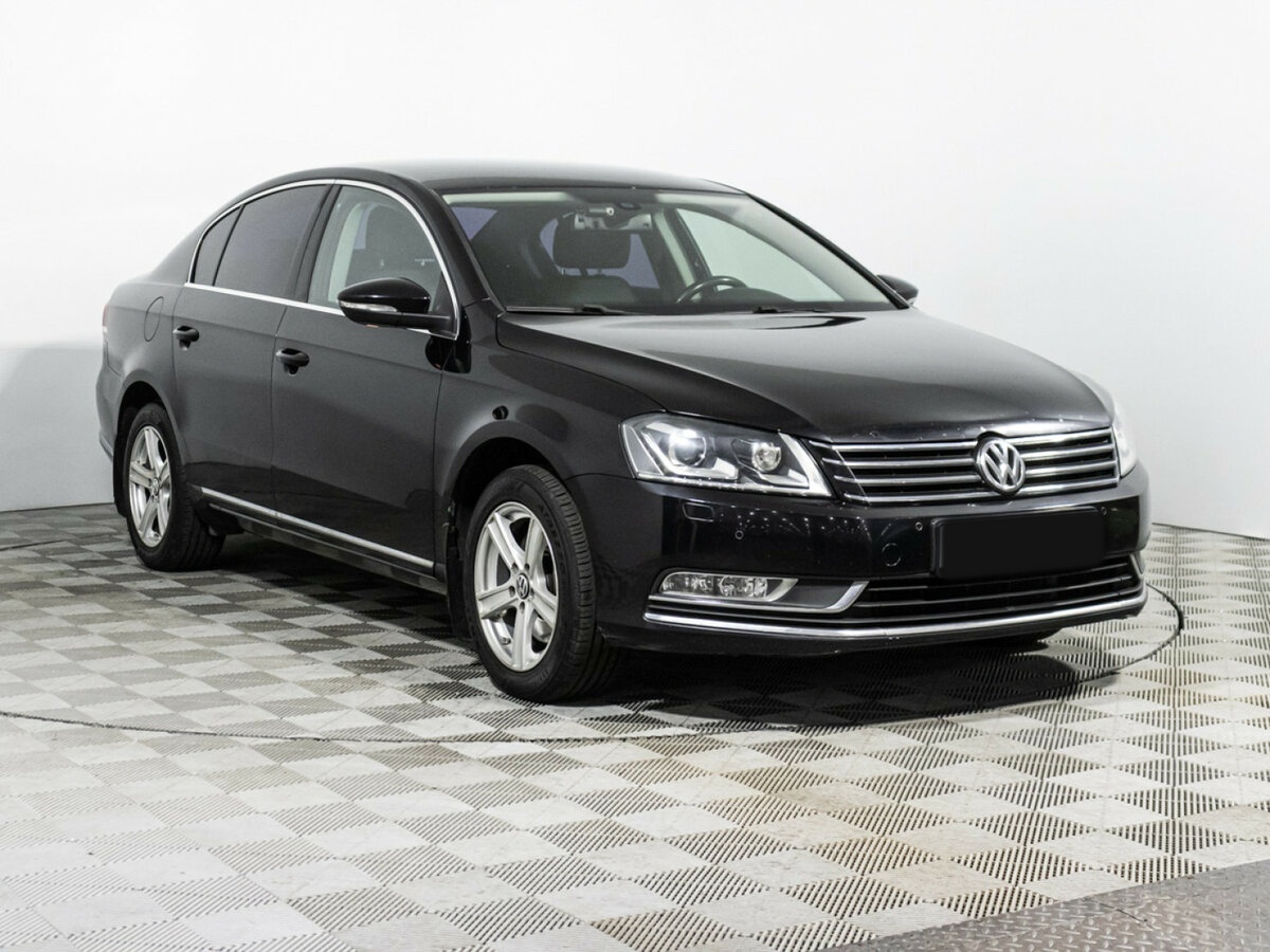 Купить Volkswagen Passat с пробегом. Фото: #2