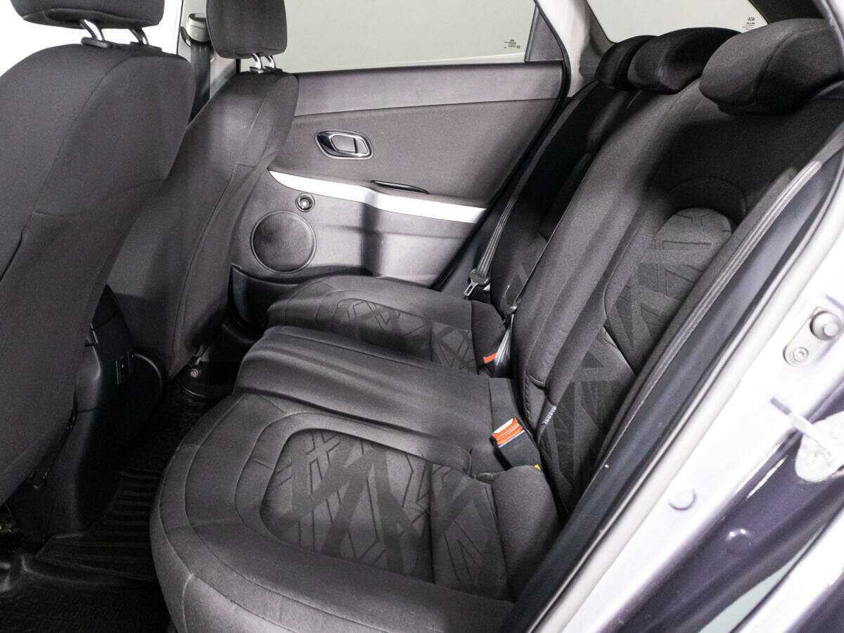 Купить Kia Ceed с пробегом. Фото: #9