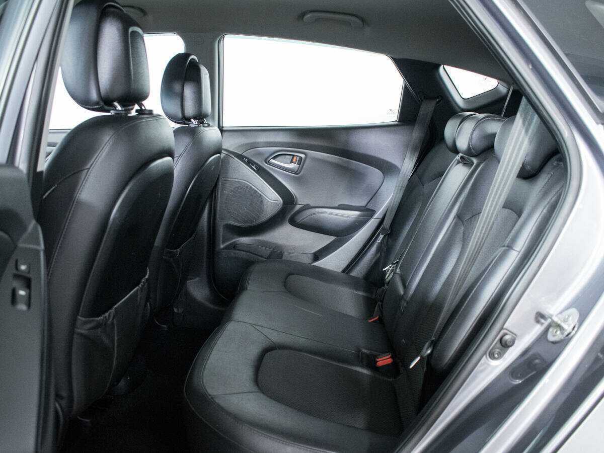 Купить Hyundai ix35 с пробегом. Фото: #9
