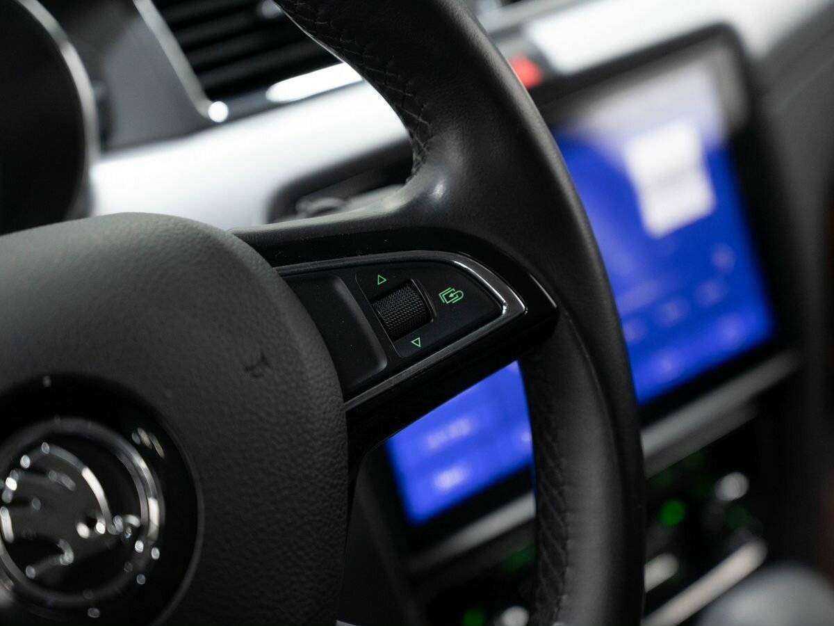 Купить Skoda Superb с пробегом. Фото: #20