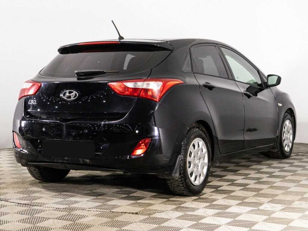 Купить Hyundai i30 с пробегом. Фото: #4