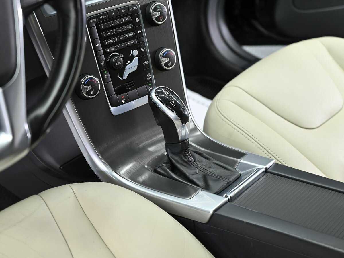 Купить Volvo XC60 с пробегом. Фото: #12