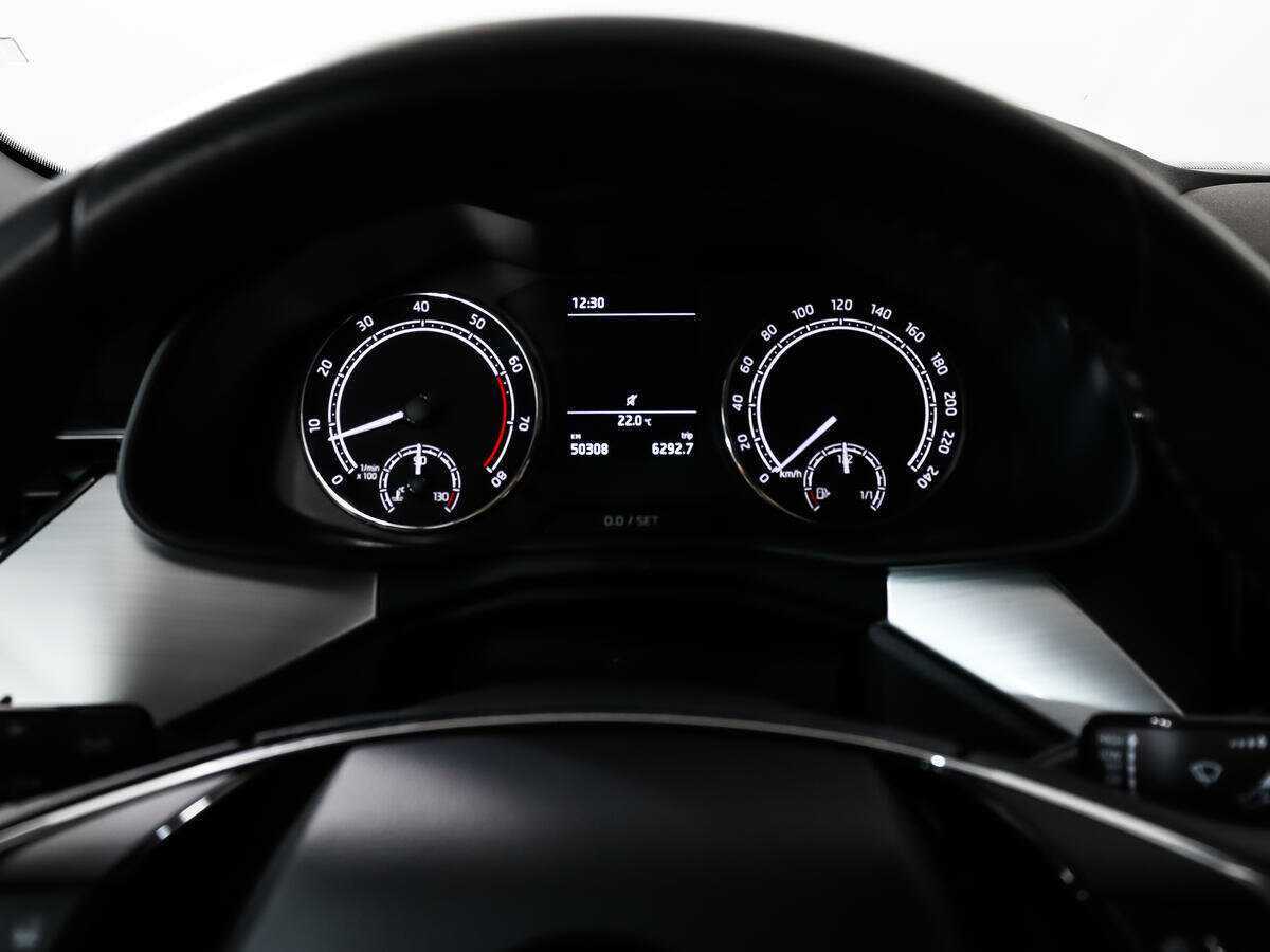 Купить Skoda Rapid с пробегом. Фото: #15