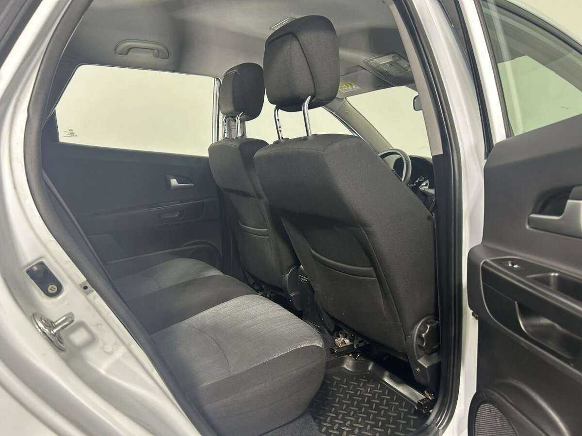 Купить Kia Ceed с пробегом. Фото: #16