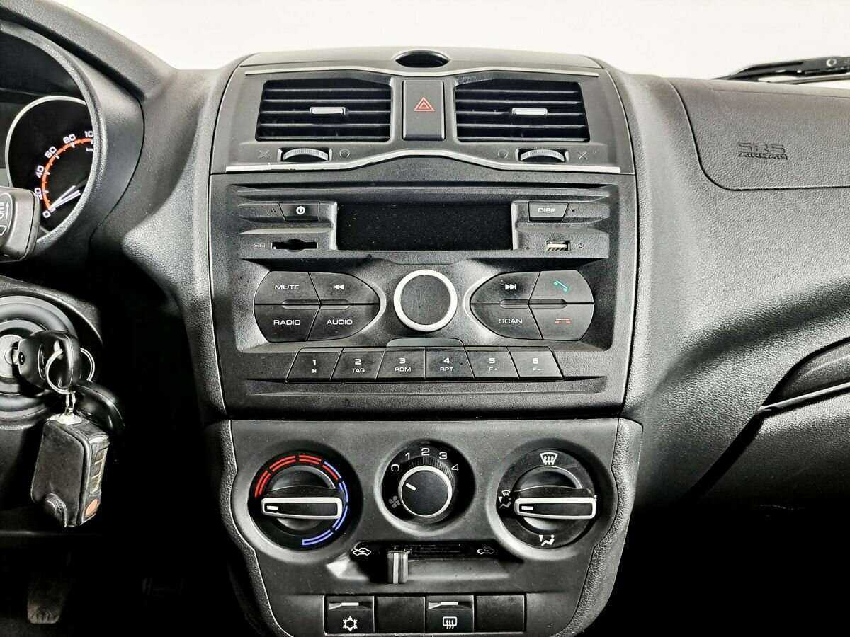 Купить Lada (ВАЗ) Granta с пробегом. Фото: #12