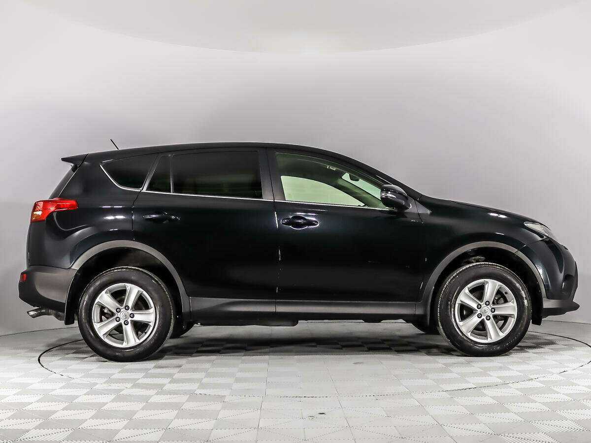 Купить Toyota RAV4 с пробегом. Фото: #3