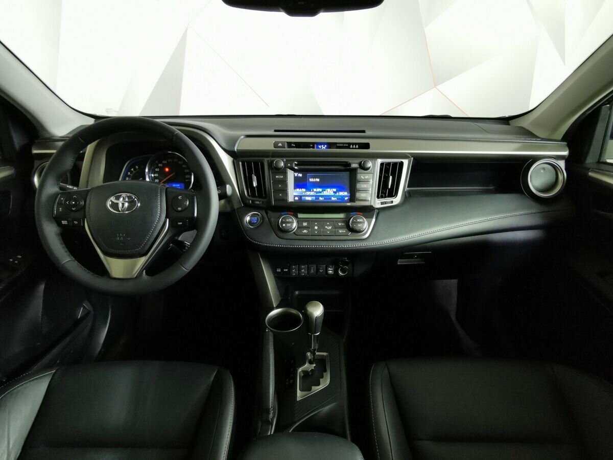 Купить Toyota RAV4 с пробегом. Фото: #9