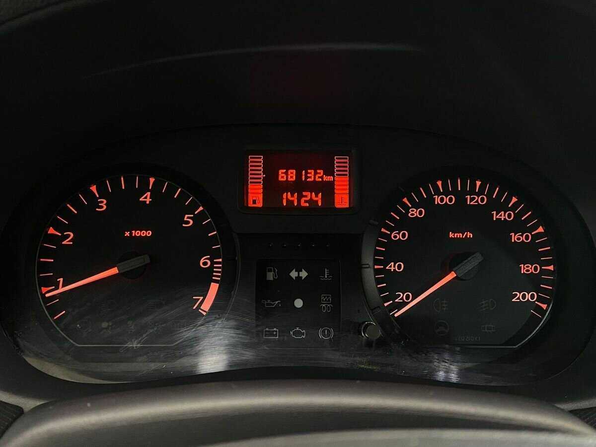 Купить Lada (ВАЗ) Largus с пробегом. Фото: #11