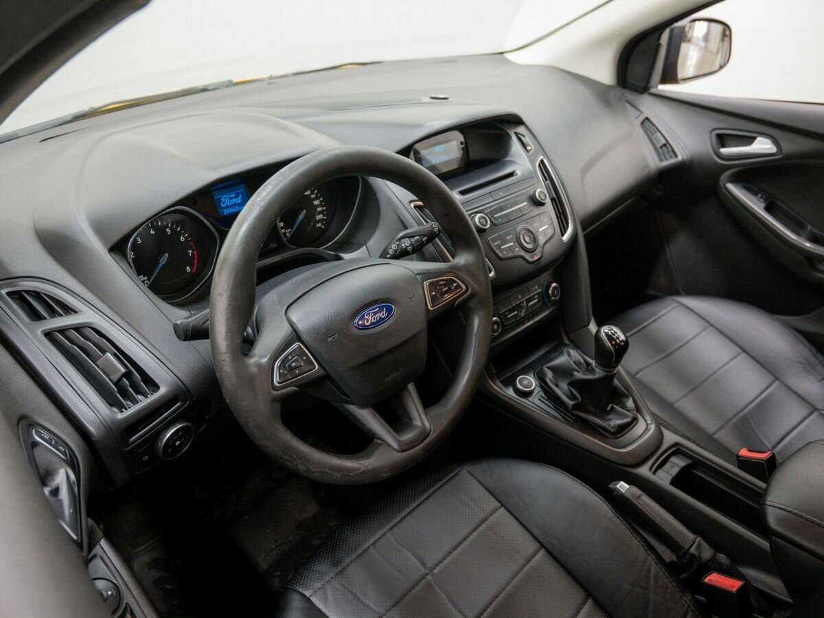 Купить Ford Focus с пробегом. Фото: #11