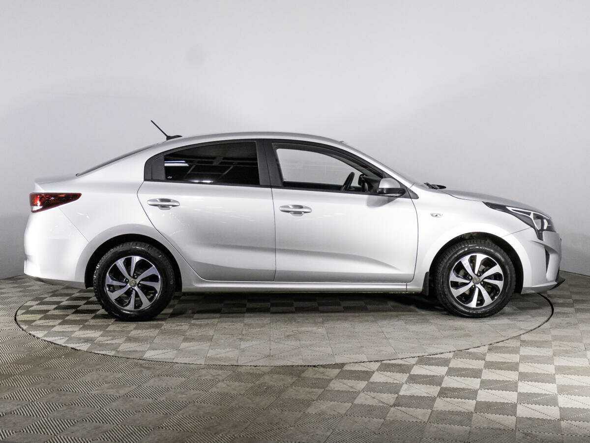 Купить Kia Rio с пробегом. Фото: #3