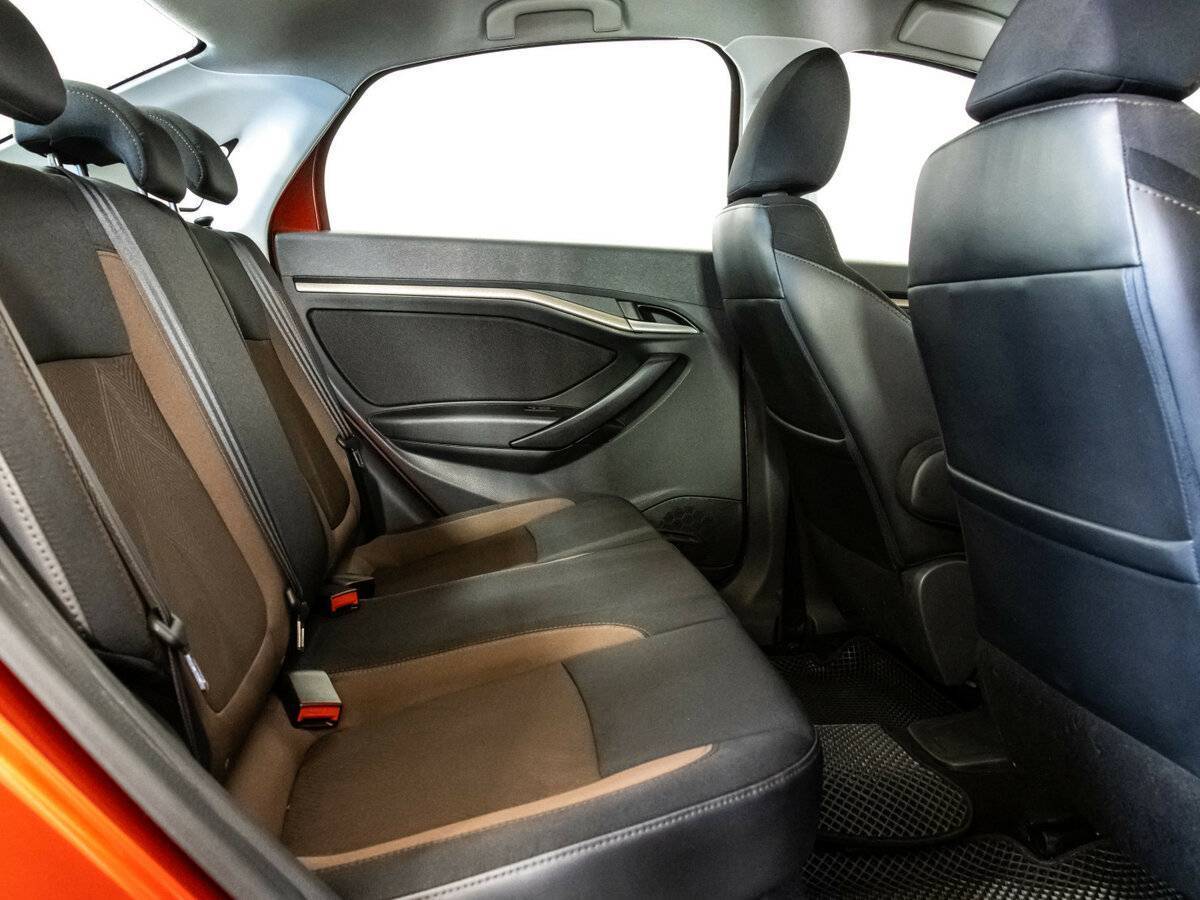 Купить Lada (ВАЗ) Vesta с пробегом. Фото: #17