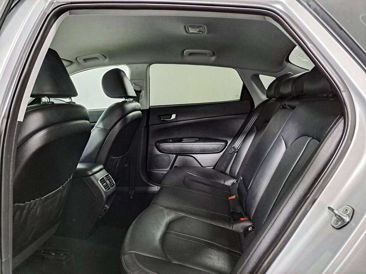 Купить Kia Optima с пробегом. Фото: #9