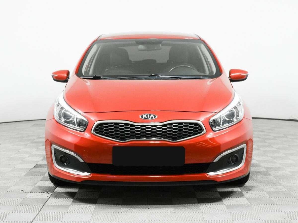 Купить Kia Ceed с пробегом. Фото: #1