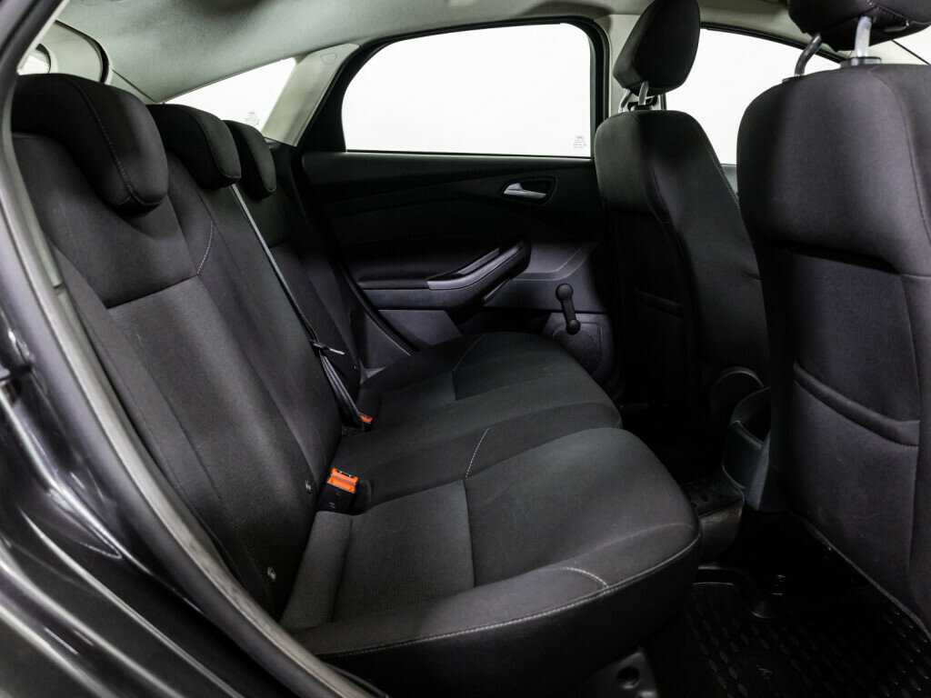 Купить Ford Focus с пробегом. Фото: #8