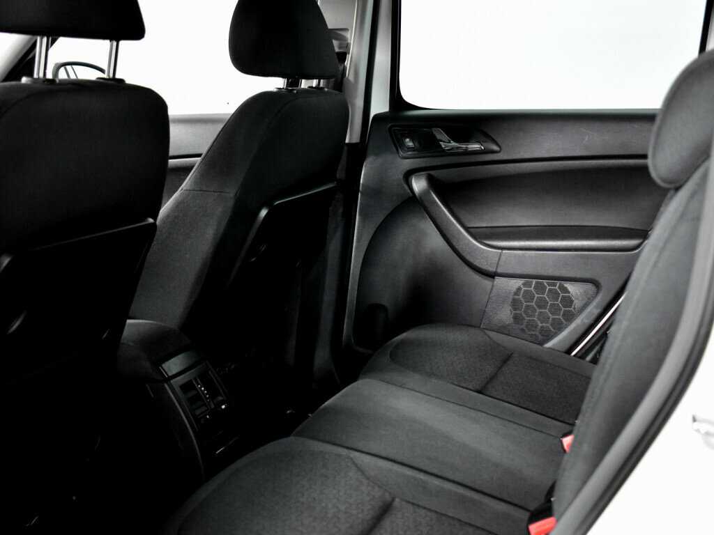 Купить Skoda Yeti с пробегом. Фото: #11