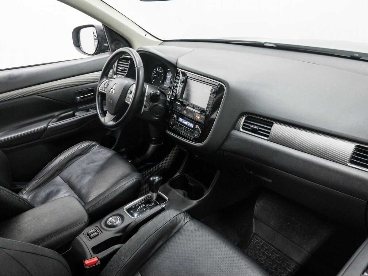 Купить Mitsubishi Outlander с пробегом. Фото: #6
