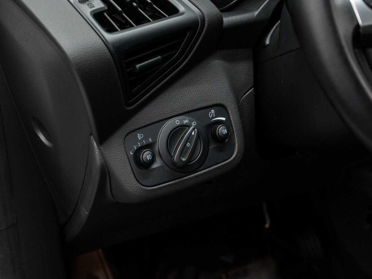 Купить Ford Kuga с пробегом. Фото: #15