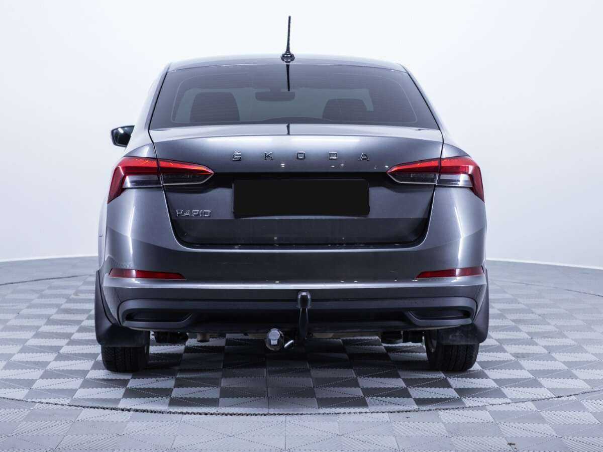 Купить Skoda Rapid с пробегом. Фото: #4