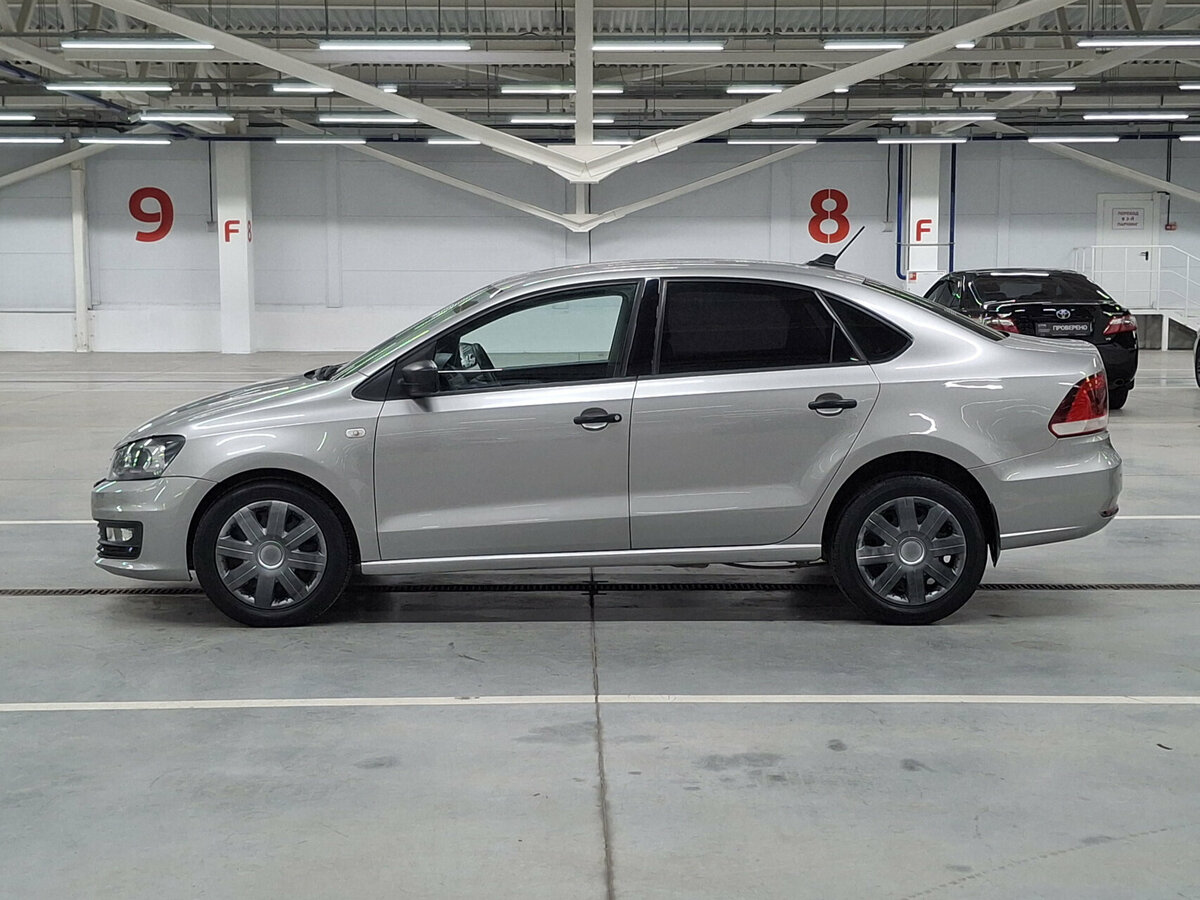 Купить Volkswagen Polo с пробегом. Фото: #7